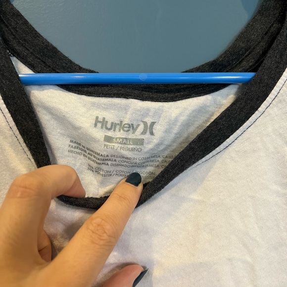 Hurley 3/4 length tee - Picture 2 of 3